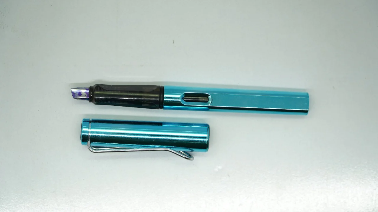 Calligraphy fountain cutt pen for Arabic calligraphy ( Color and Design may vary ) - Image 21